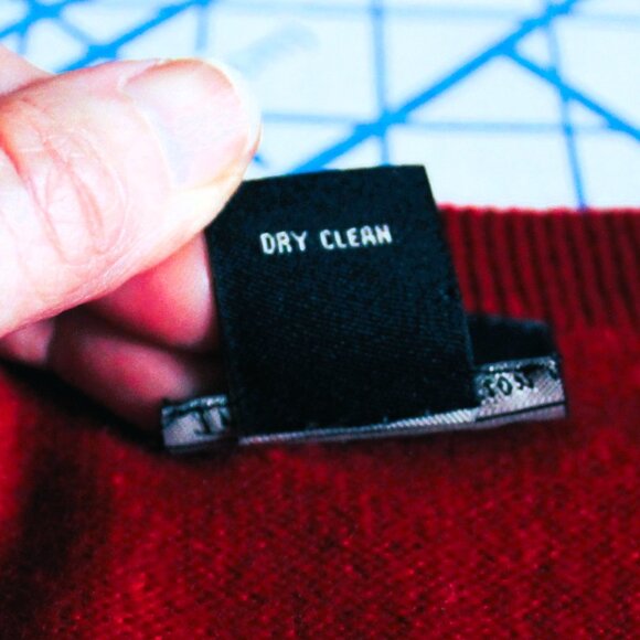 Jos. A. Bank Traveler's Collection 100% Cashmere Maroon Sweater, Medium - Picture 3 of 8